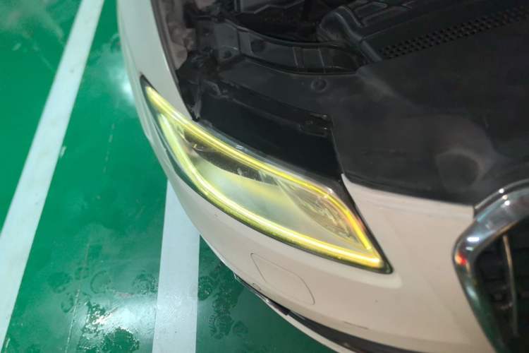 Used Audi Q5 2016 40 TFSI Technology Edition Right Front Headlight
