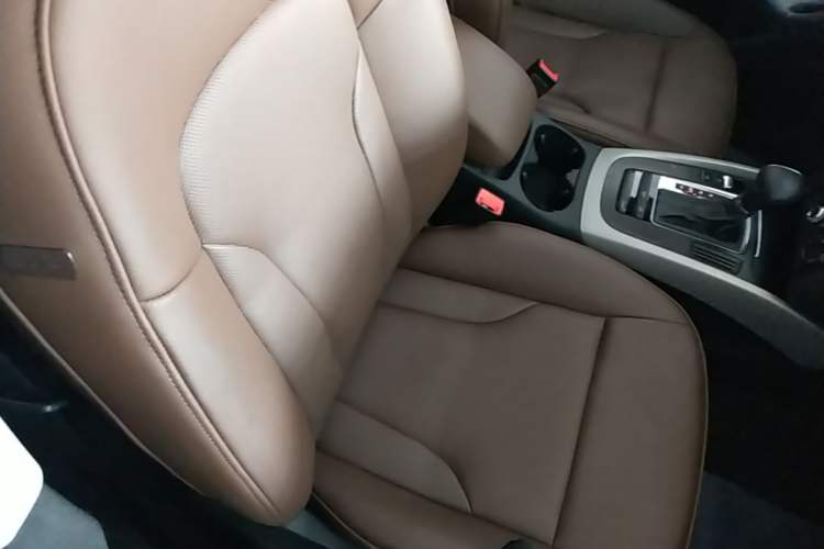 Used Audi Q5 2016 40 TFSI Trendy Edition Right Front Seat