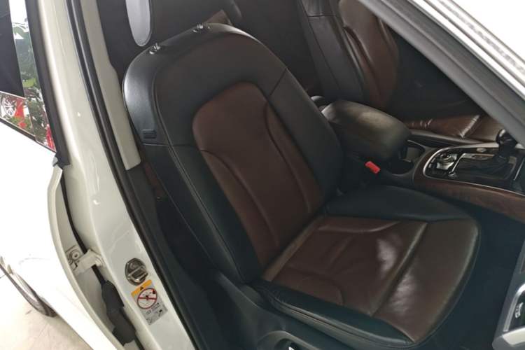 Used Audi Q5 2016 40 TFSI Comfort Model Right Front Seat