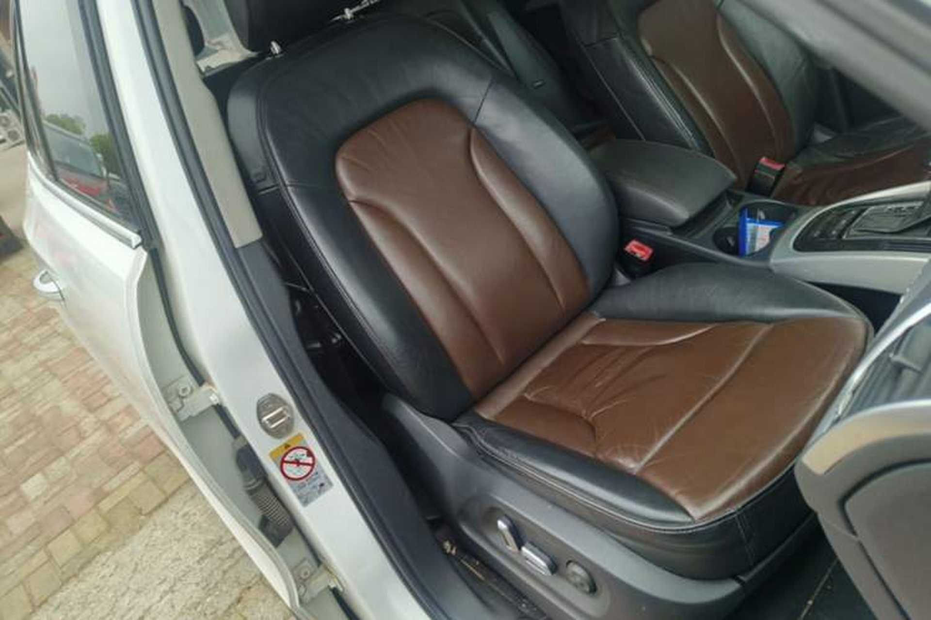 Used Audi Q5 2016 40 TFSI Technology Edition Right Front Seat