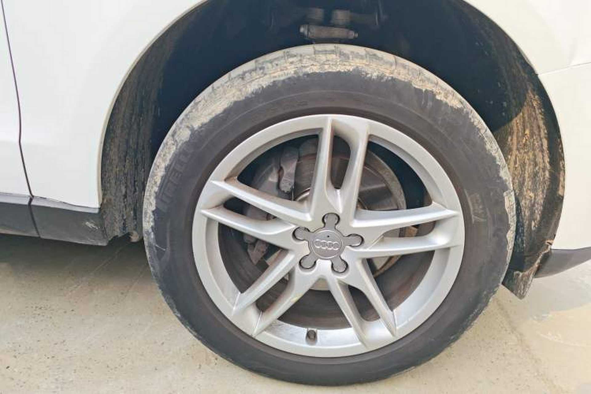 Used Audi Q5 2016 40 TFSI Comfort Model Right Front Wheel Hub