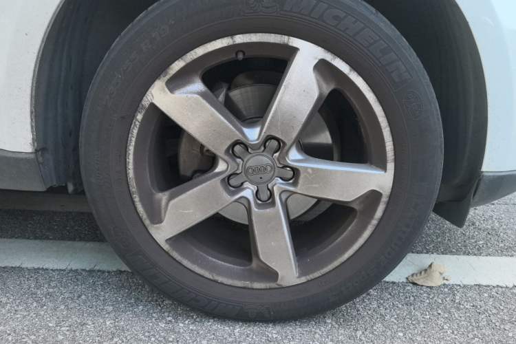 Used Audi Q5 2016 40 TFSI Technology Edition Right Front Wheel Hub