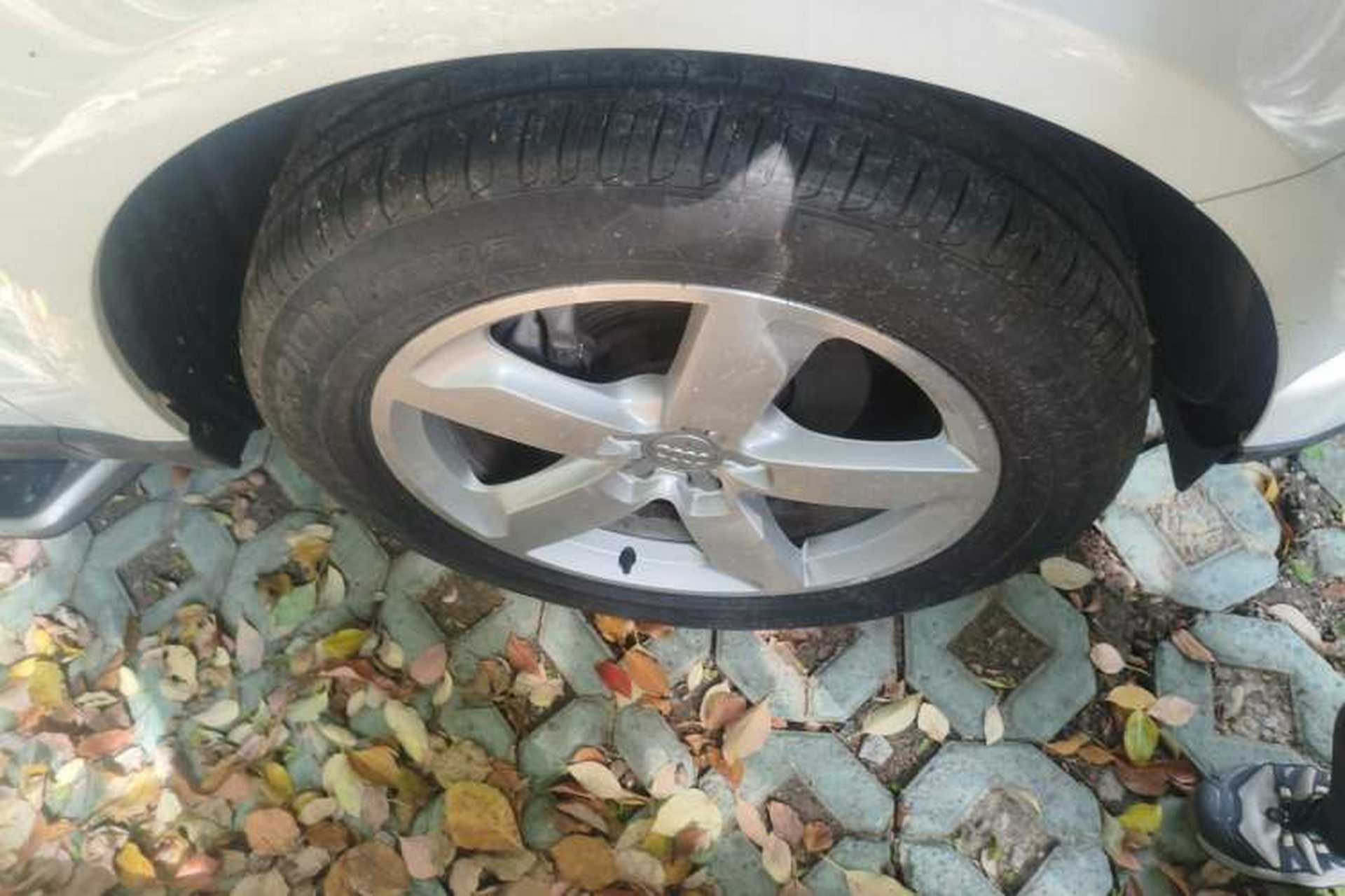 Used Audi Q5 2016 40 TFSI Technology Edition Right Front Wheel Hub