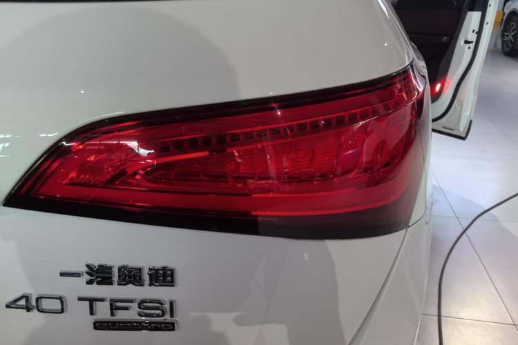 Used Audi Q5 2016 40 TFSI Technology Edition Right Rear Taillight