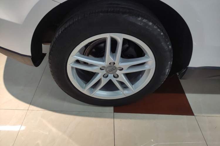 Used Audi Q5 2016 40 TFSI Technology Edition Right Rear Wheel Hub