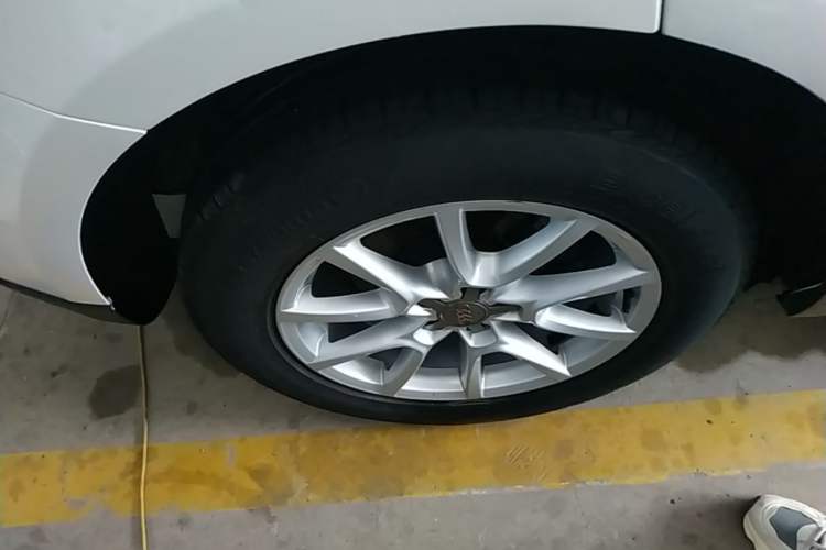 Used Audi Q5 2016 40 TFSI Trendy Edition Right Rear Wheel Hub