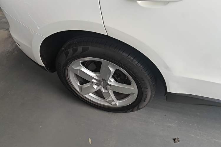 Used Audi Q5 2016 40 TFSI Technology Edition Right Rear Wheel Hub