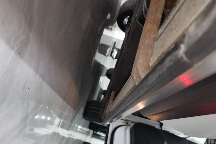 Used Audi Q5 2016 40 TFSI Technology Edition Right Side Sill