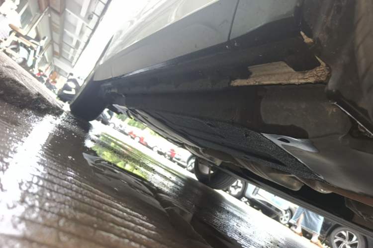 Used Audi Q5 2016 40 TFSI Technology Edition Right Side Sill