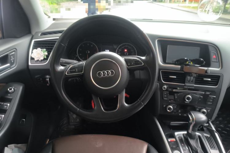 Used Audi Q5 2016 40 TFSI Technology Edition Steering Wheel