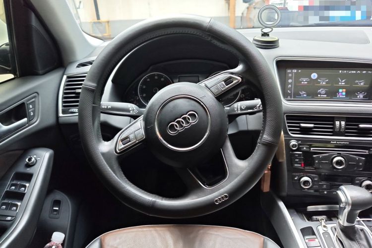 Used Audi Q5 2016 40 TFSI Technology Edition Steering Wheel