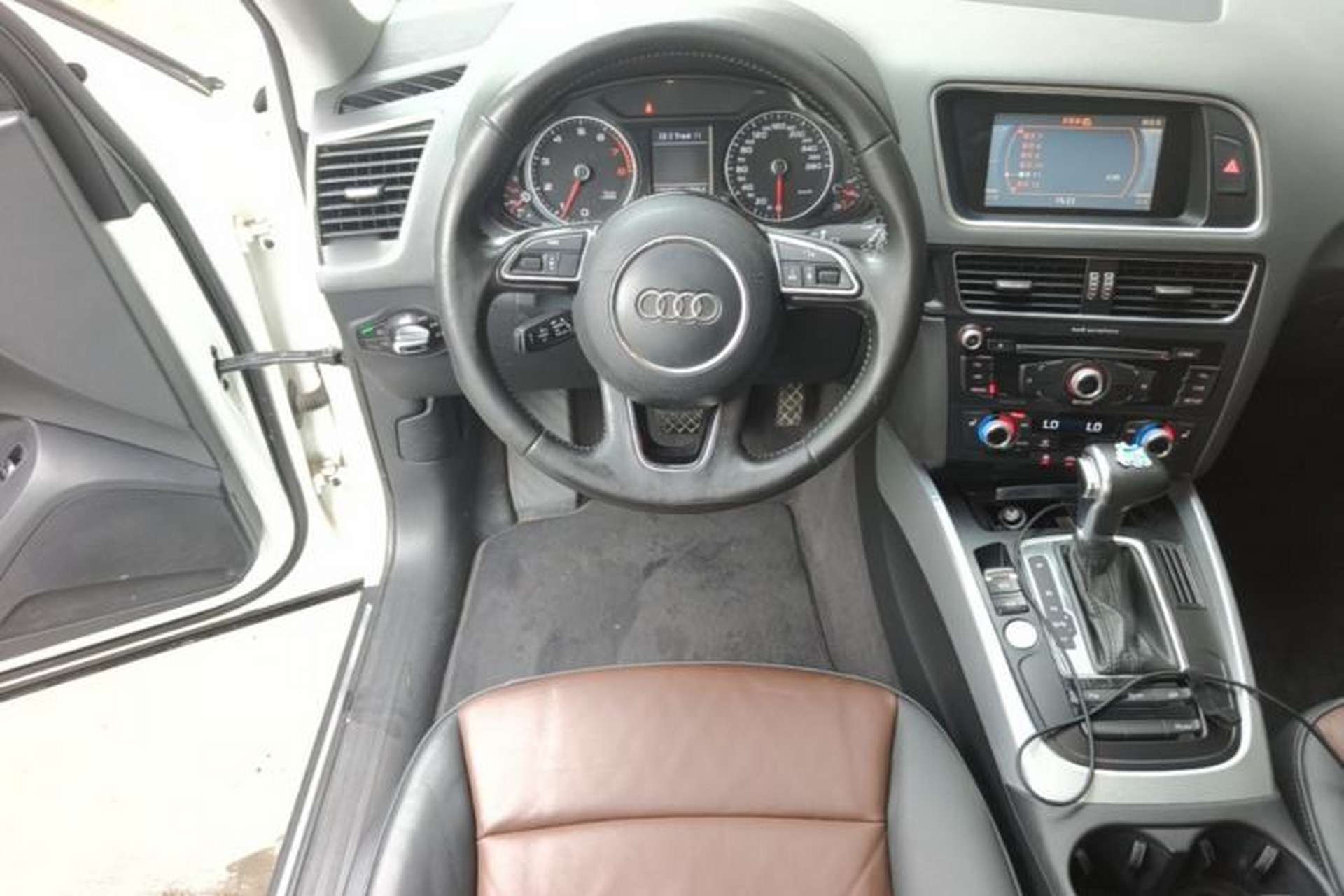 Used Audi Q5 2016 40 TFSI Technology Edition Steering Wheel