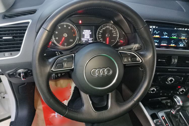 Used Audi Q5 2016 40 TFSI Technology Edition Steering Wheel
