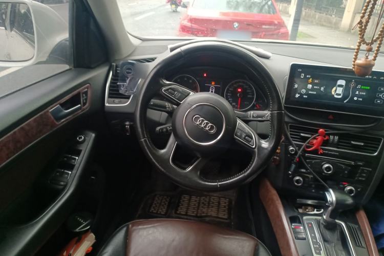 Used Audi Q5 2016 40 TFSI Technology Edition Steering Wheel