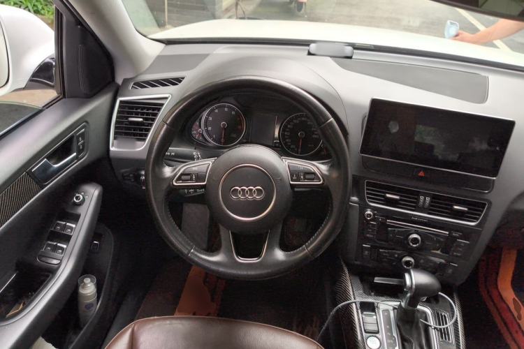 Used Audi Q5 2016 40 TFSI Technology Edition Steering Wheel