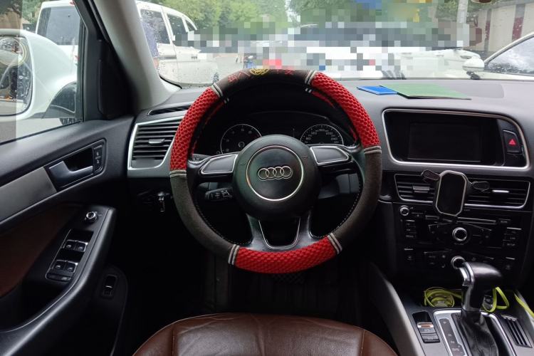 Used Audi Q5 2016 40 TFSI Technology Edition Steering Wheel