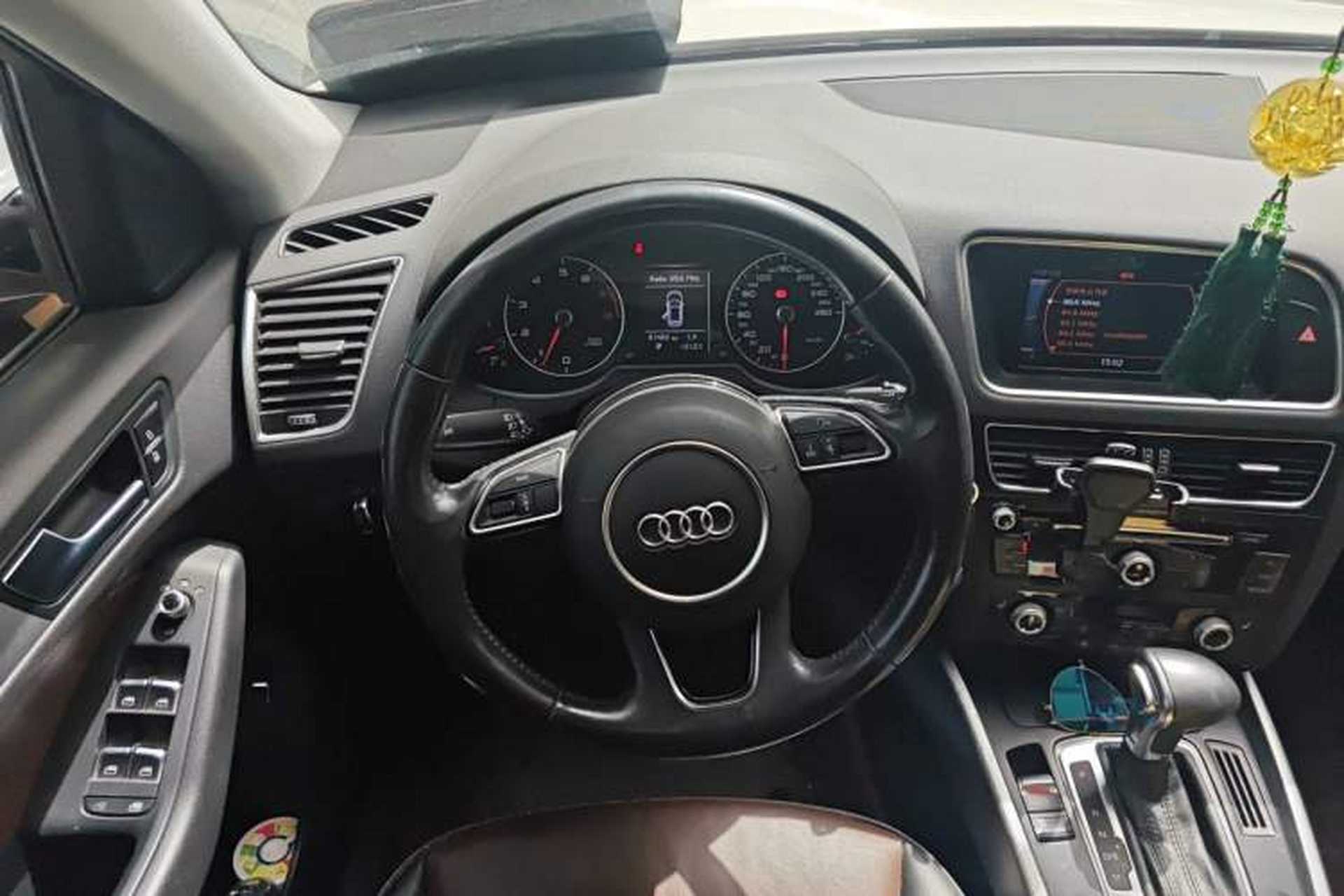 Used Audi Q5 2016 40 TFSI Technology Edition Steering Wheel