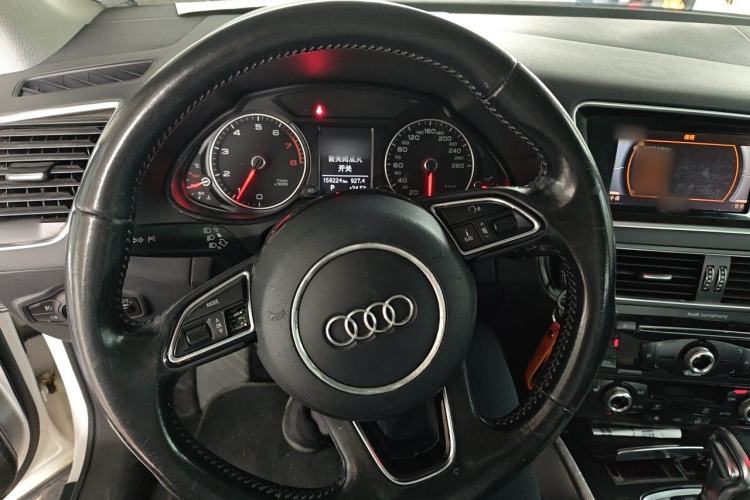 Used Audi Q5 2016 40 TFSI Technology Edition Steering Wheel