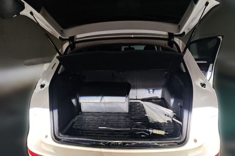 Used Audi Q5 2016 40 TFSI Technology Edition Trunk