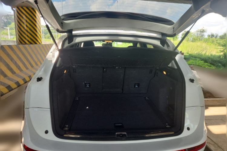 Used Audi Q5 2016 40 TFSI Technology Edition Trunk