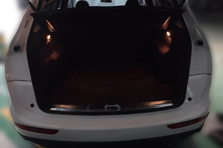 Used Audi Q5 2016 40 TFSI Technology Edition Trunk