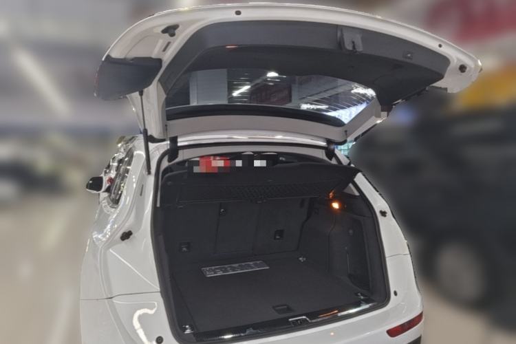 Used Audi Q5 2016 40 TFSI Technology Edition Trunk