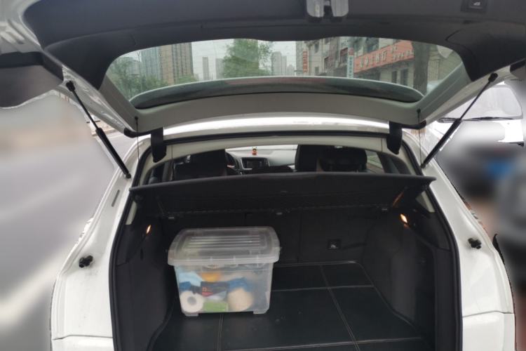 Used Audi Q5 2016 40 TFSI Comfort Model Trunk