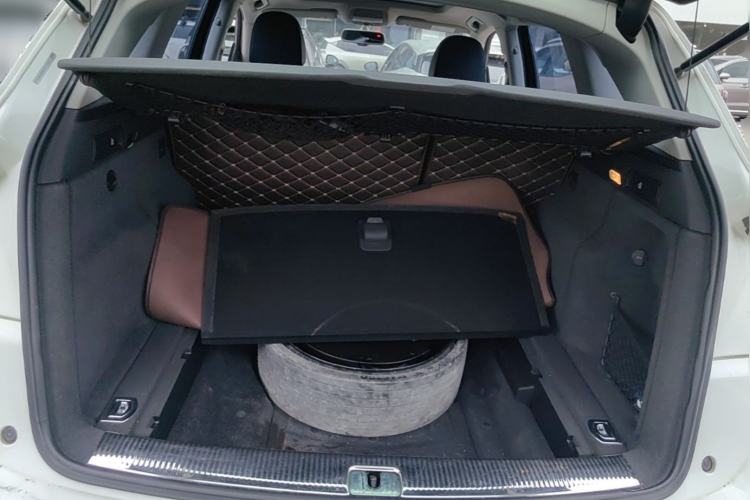 Used Audi Q5 2016 40 TFSI Technology Edition Trunk