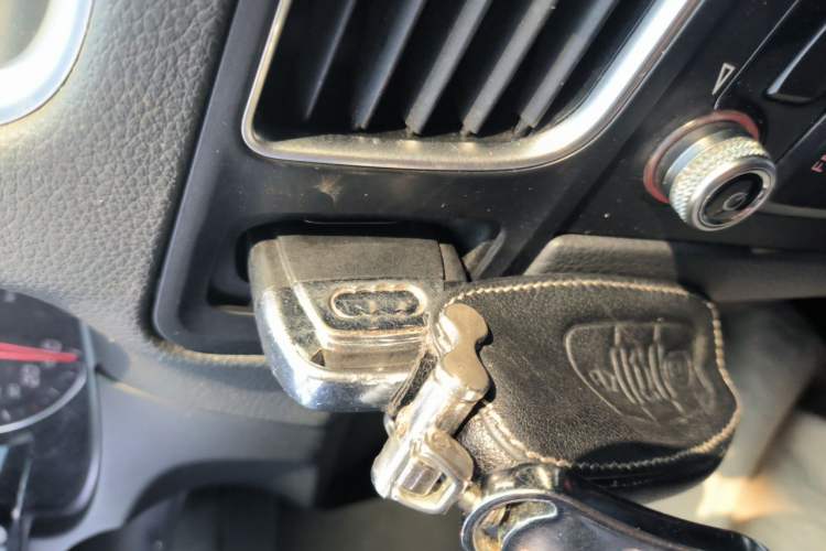 Used Audi Q5 2016 40 TFSI Technology Edition Vehicle Key