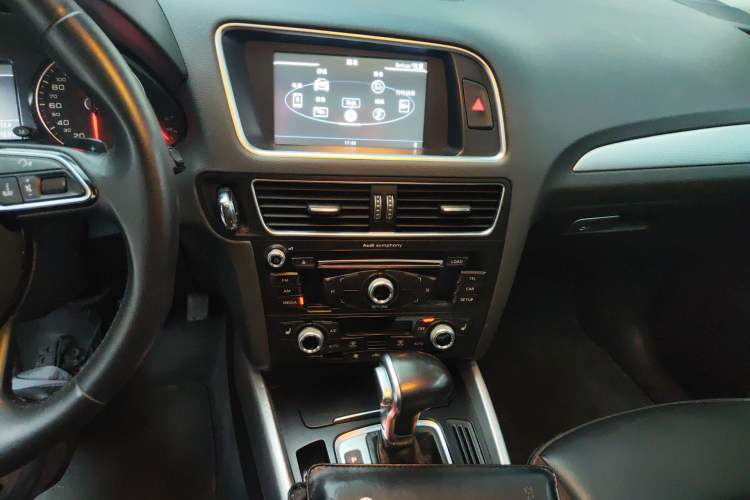 Used Audi Q5 2016 40 TFSI Comfort Model