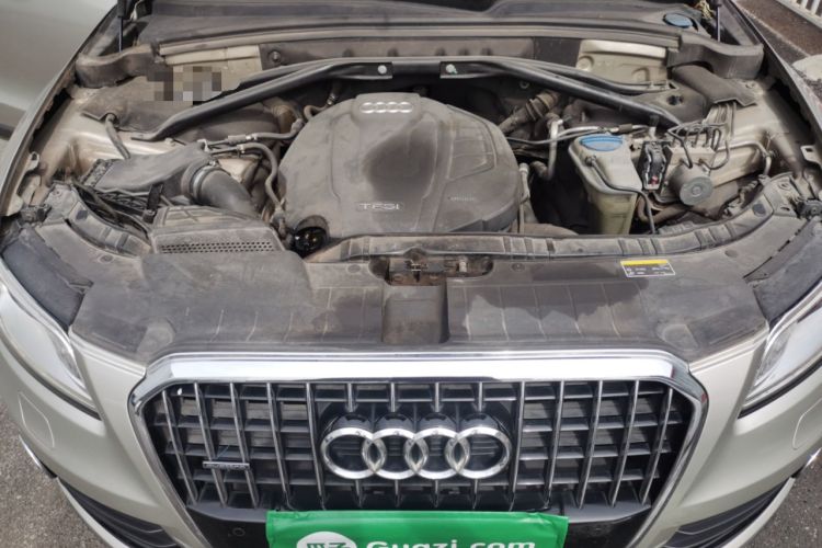 Used Audi Q5 2016 40 TFSI Technology Edition Engine Bay