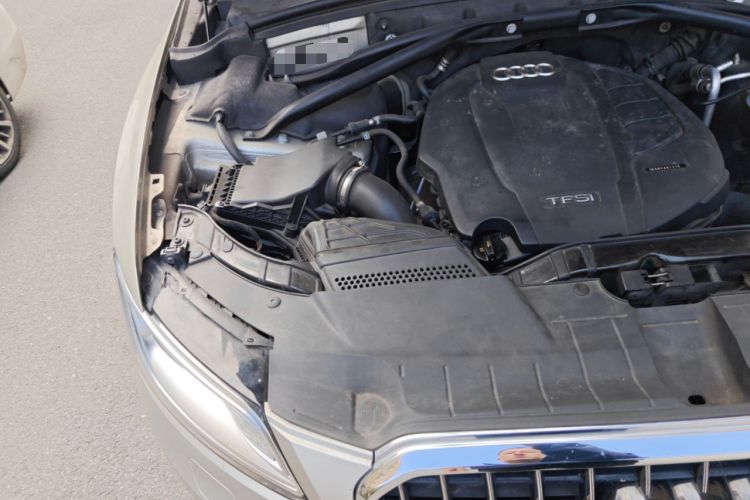 Used Audi Q5 2016 40 TFSI Technology Edition Engine Bay Right