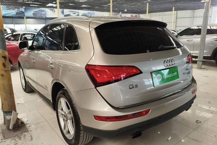 Used Audi Q5 2016 40 TFSI Comfort Model Exterior 2