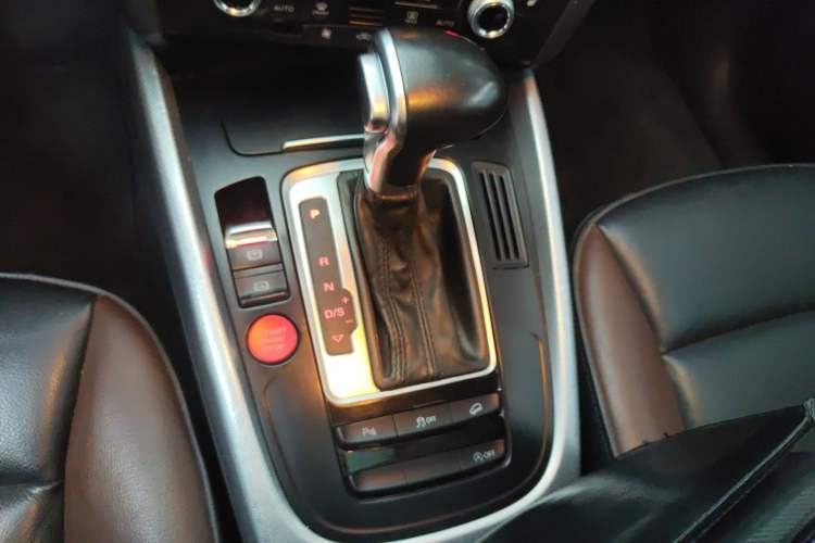 Used Audi Q5 2016 40 TFSI Comfort Model