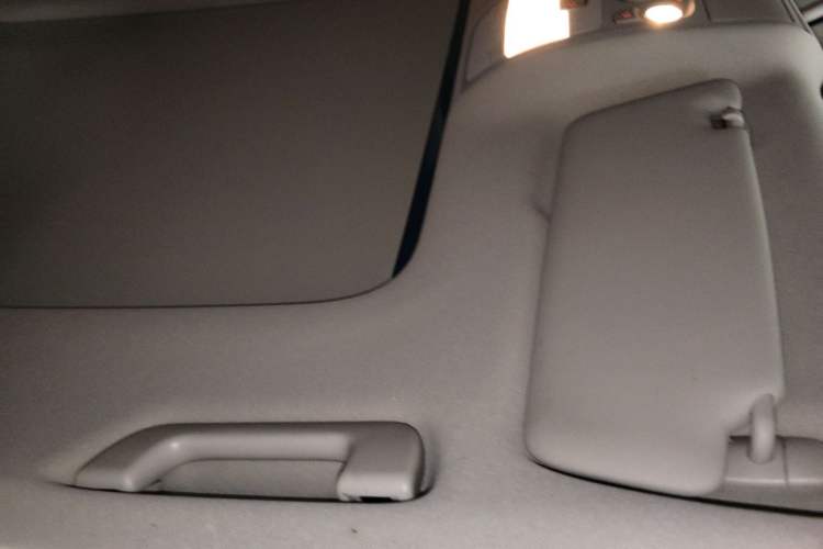 Used Audi Q5 2016 40 TFSI Comfort Model Headliner