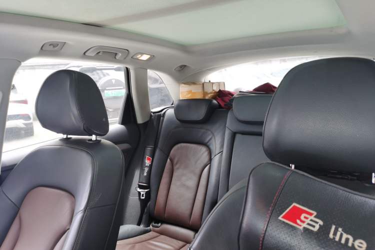 Used Audi Q5 2016 40 TFSI Technology Edition Headliner
