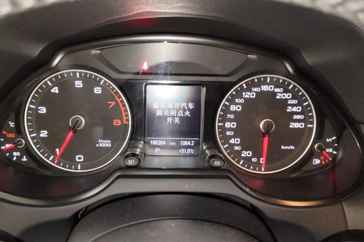 Used Audi Q5 2016 40 TFSI Comfort Model Instrument Cluster