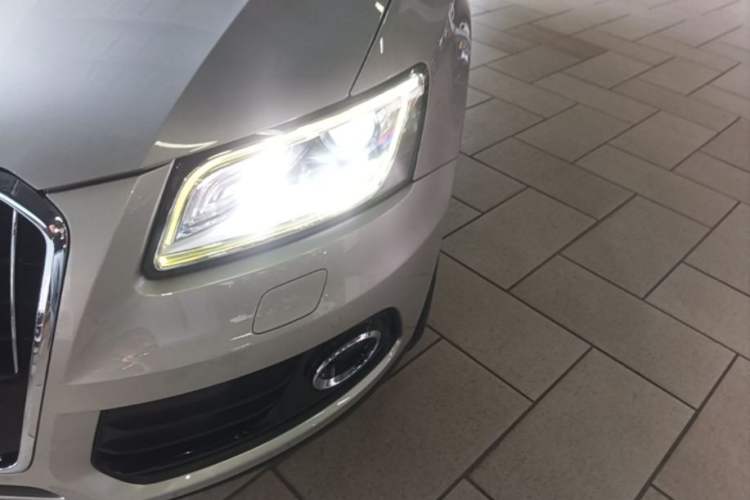 Used Audi Q5 2016 40 TFSI Technology Edition Left Front Headlight