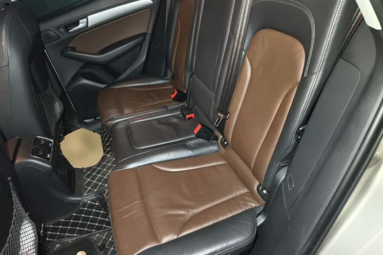 Used Audi Q5 2016 40 TFSI Technology Edition Left Rear Seat