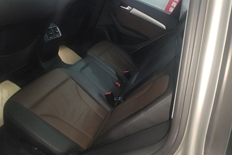 Used Audi Q5 2016 40 TFSI Technology Edition Left Rear Seat