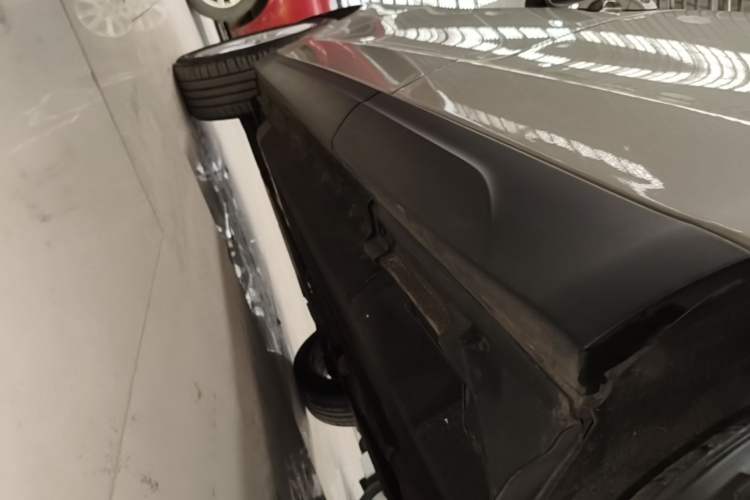 Used Audi Q5 2016 40 TFSI Comfort Model Left Side Sill