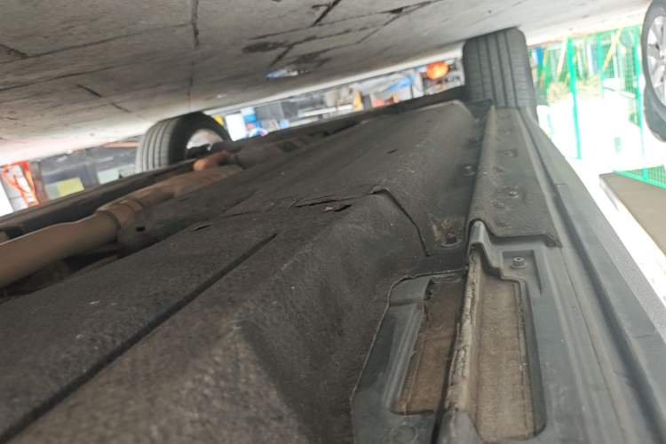 Used Audi Q5 2016 40 TFSI Technology Edition Left Side Sill