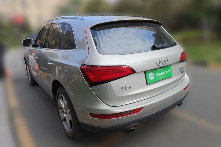 Used Audi Q5 2016 40 TFSI Technology Edition Rear Left 45 Deg