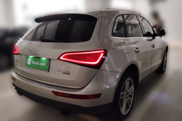 Used Audi Q5 2016 40 TFSI Comfort Model Rear Right 45 Deg