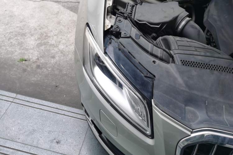 Used Audi Q5 2016 40 TFSI Technology Edition Right Front Headlight