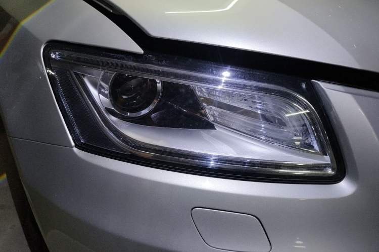 Used Audi Q5 2016 40 TFSI Technology Edition Right Front Headlight