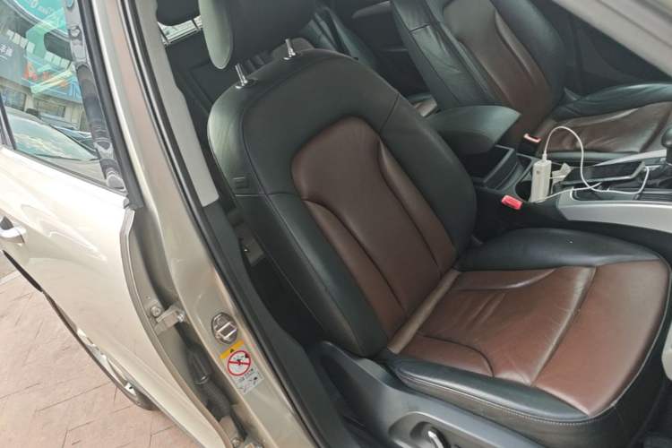 Used Audi Q5 2016 40 TFSI Technology Edition Right Front Seat