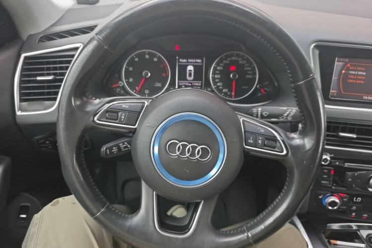 Used Audi Q5 2016 40 TFSI Technology Edition Steering Wheel