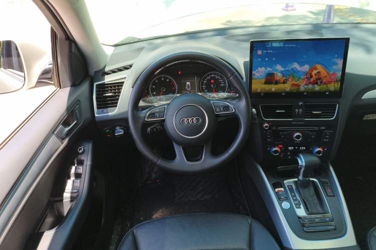 Used Audi Q5 2016 40 TFSI Technology Edition Steering Wheel