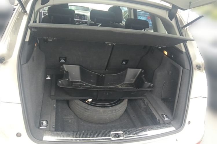 Used Audi Q5 2016 40 TFSI Trendy Edition Trunk